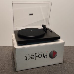 Pro-Ject Debut III