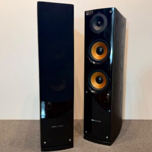 Pure Acoustics Nova 6